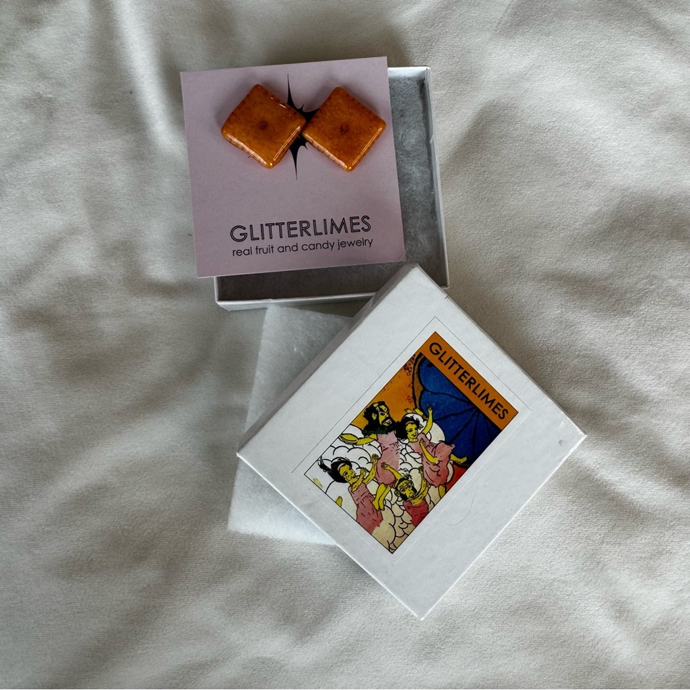 Glitterlimes REAL Cheez-It Square Orange Earrings Snack-Core - Picture 5 of 5